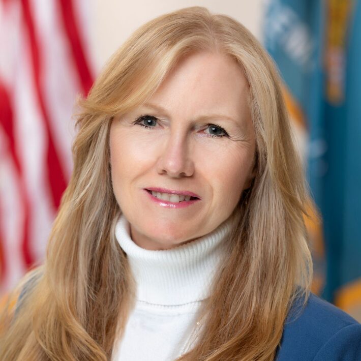 Senator Stephanie Hansen - Democratic Delaware