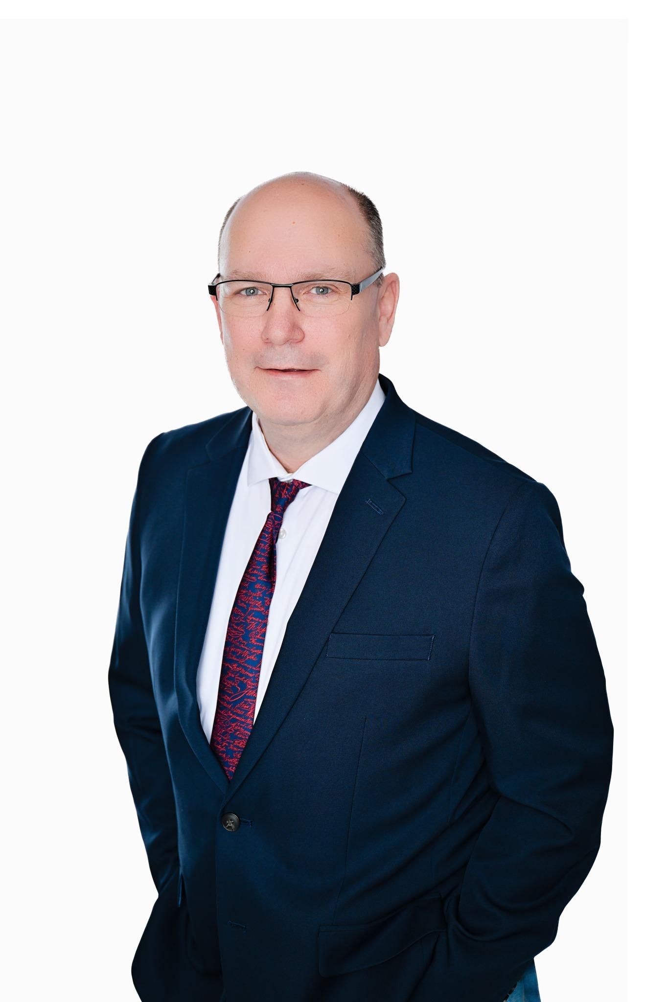 Representative Kent Roe from South Dakota Representative Kent Roe - Republican South Dakota